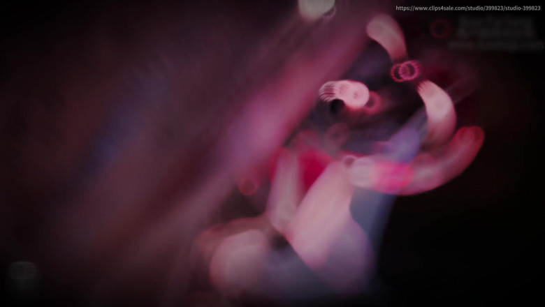 Asdfghjl2025: B046 [ntr] der Mann Von seiner Ehefrau im Bett verschlossen Außerdem...