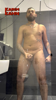 Ein cumshot in der dusche und ein zweiter auf My Boxers für einen fan