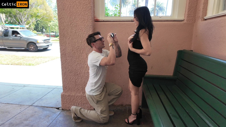 Celtic Iron: Hal Ehwal Awam Bts Vol.2 Awek Latina Kecil Molek Alexa...