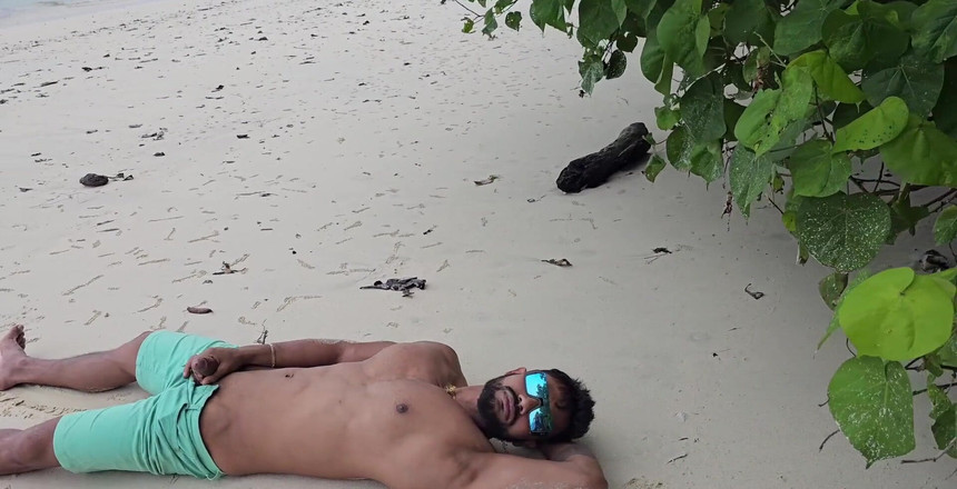 bonghunkx: Sea Beach Masti