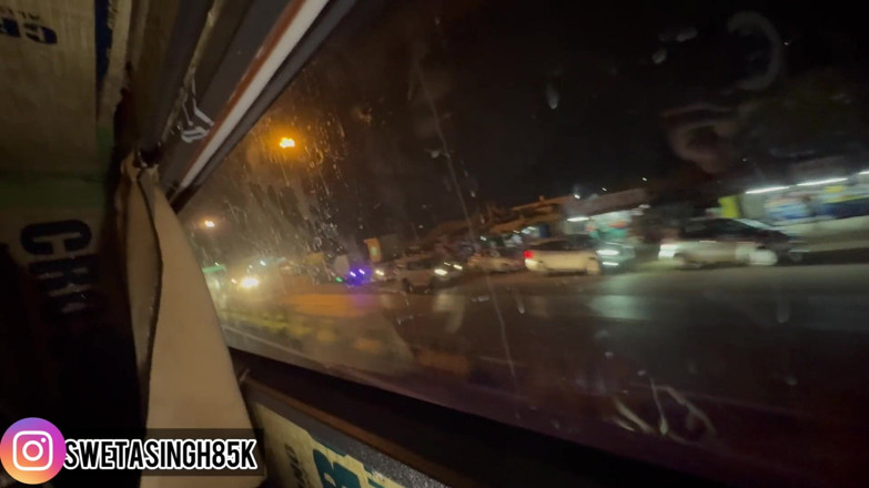 Swetasingh: Video of Fucking a Girl in a Moving Bus