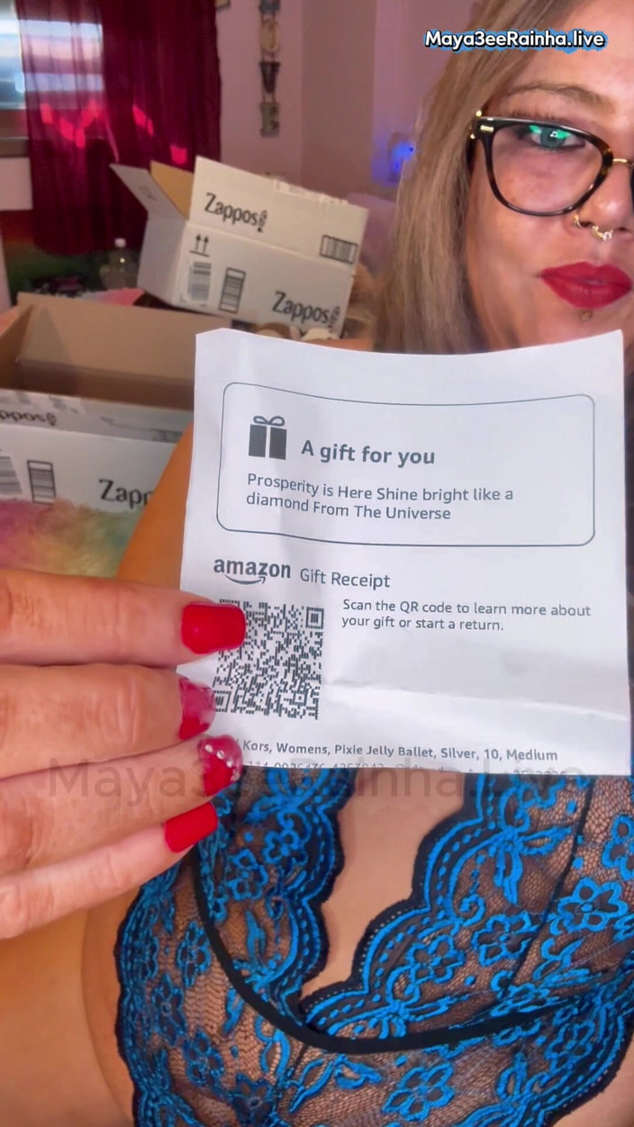 Goddess Maya3ee Rainha: Brasilianische bBW-MILF-göttin in spitzen-dessous &amp; schlaffen titten rauchen beim Öffnen der Schuhe...