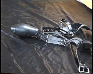 Rubber & Clinic Studio - 1ATOYS: Fisting and catheter in rubber