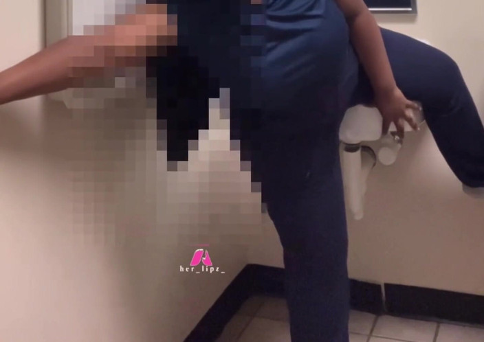 Anye Meshell: Ach... duchová tvář Je u dveří!