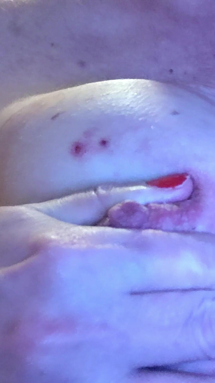 Alexia_mtf: Leite Materno Busca Massageador