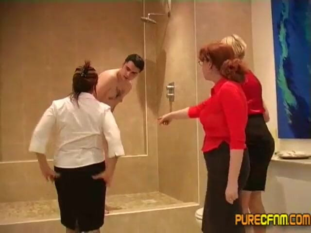 Pure CFNM: Cạo lông cậu bé mới