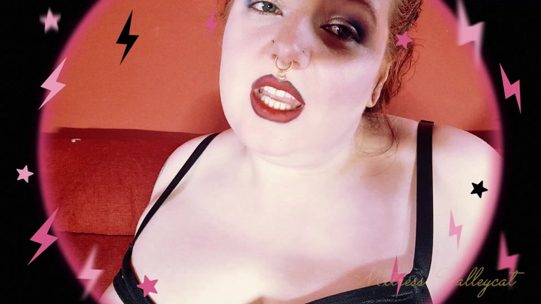Mxtress Valleycat: Entrancing Lip Worship