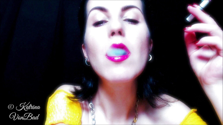 KatrinaVonBad: * anhelamos más *