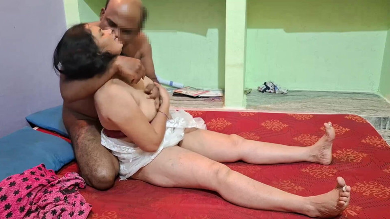 Sexy sindu: Amateur Wife Hot Ass Fucking