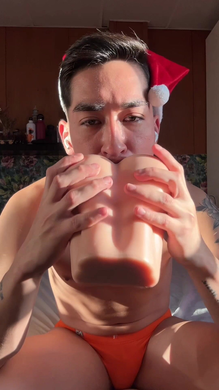 Johnny Hakson: 圣诞节 twink 巨大的鸡巴乱搞大屁股和射精