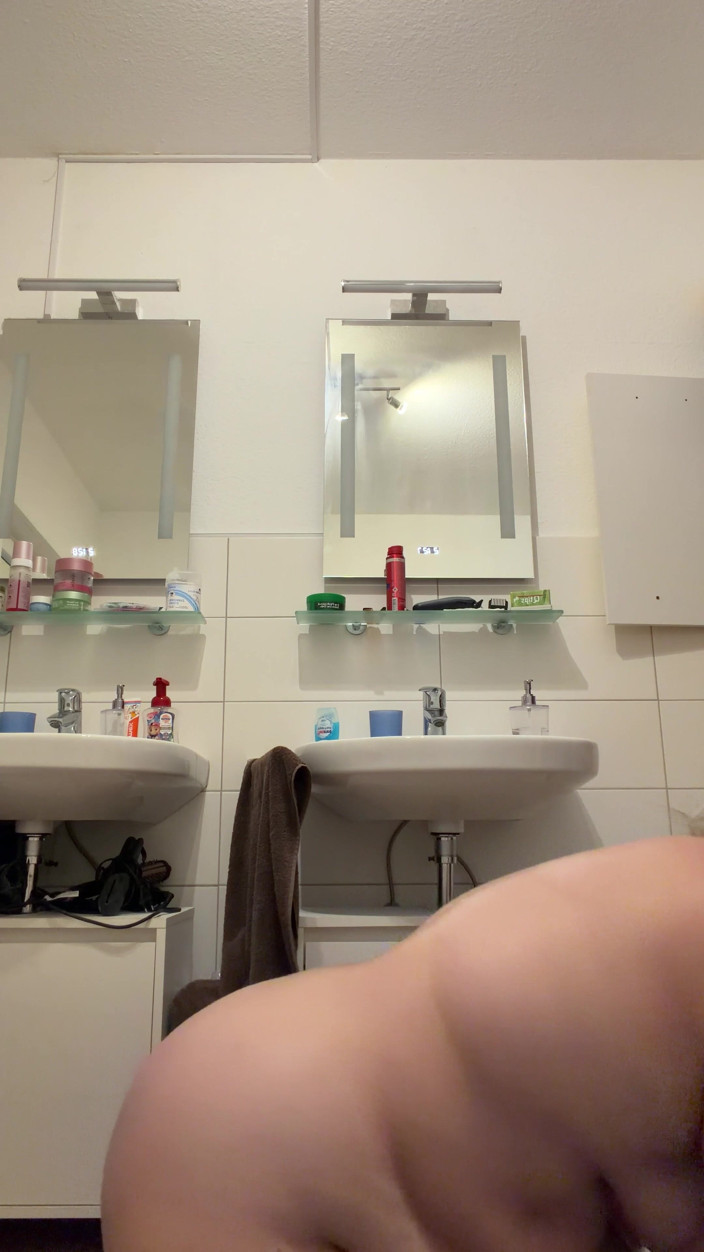 Bbwmilf: Striptease