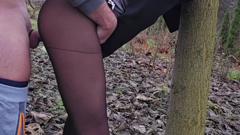 Christi: Di tempat awam - pelajar berkongkek