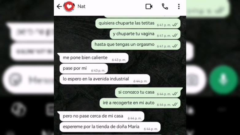 Natasha Caseros: 和我继女的朋友的热辣聊天