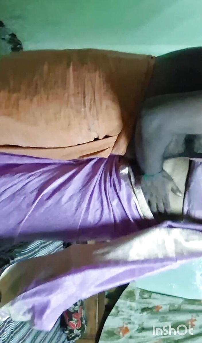 Mirchi jodies: Krásná nespokojená žena v domácnosti má sex se sousedem