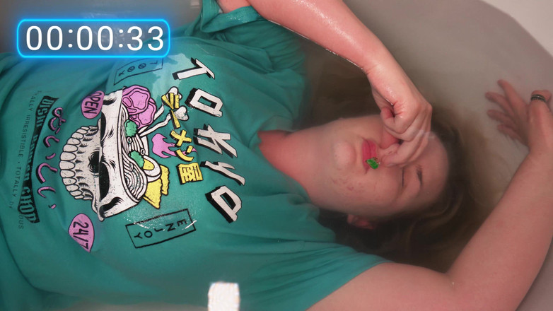 JessieHH: Sfw îmi ține respirația subacvatică Provocare 4K 60fps Gratuit