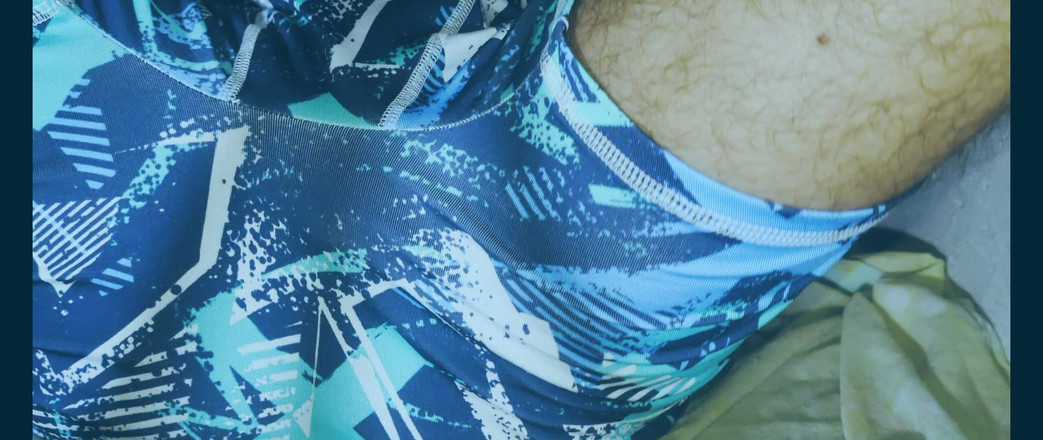 Stink HairyMale: Mi cuerpo cerca con calcetines blancos