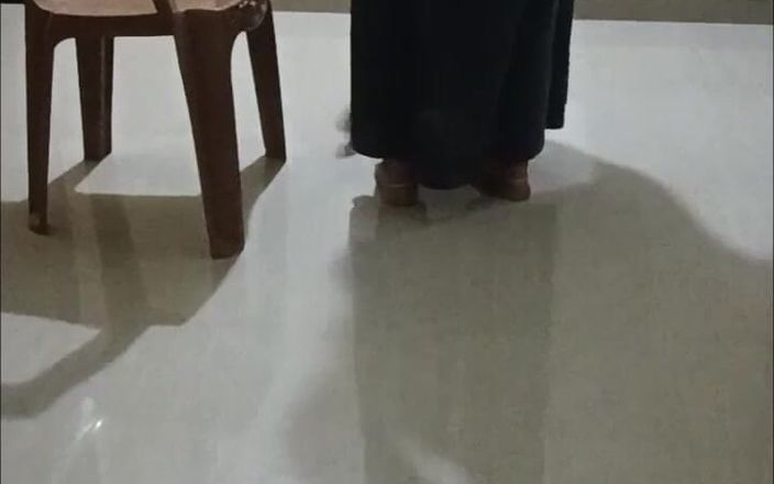 Sona_85: Istriku dan ibu rumah tangga desa suamiku