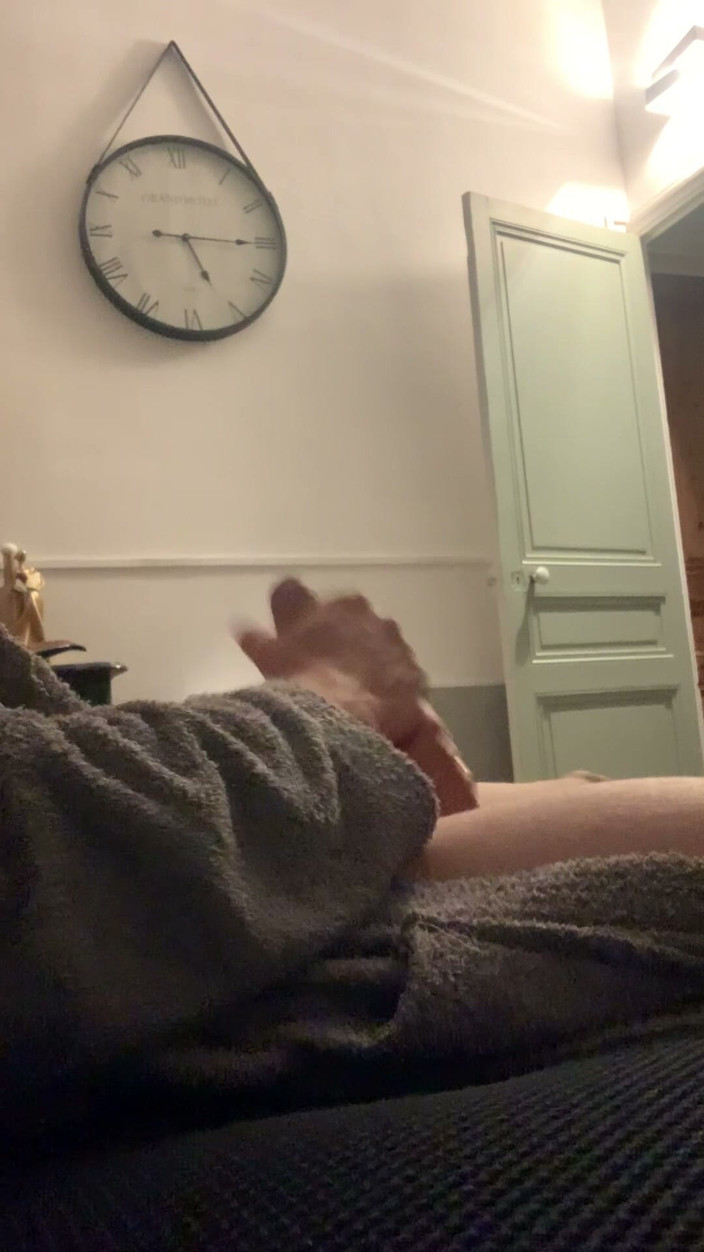 Gabriel Loma: In einem bademantel und handjob aufwachen