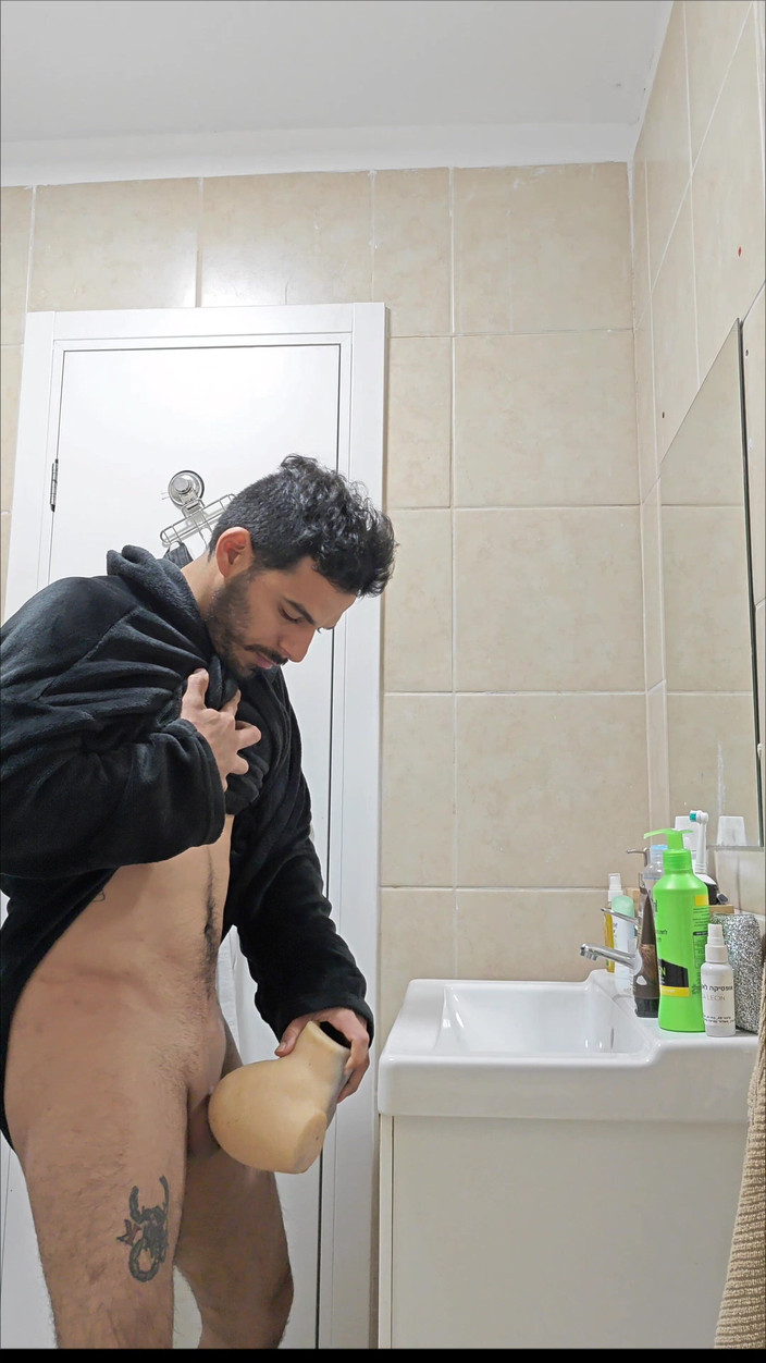 Grayalpha: जब मेरी प्रेमिका के पास एक अवधि है तो उसे नहीं पता कि खेल अभी भी चालू है