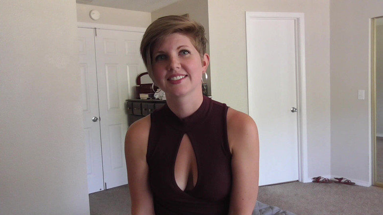 Housewife Ginger: 義理の息子の巨大なチンポをしゃぶる