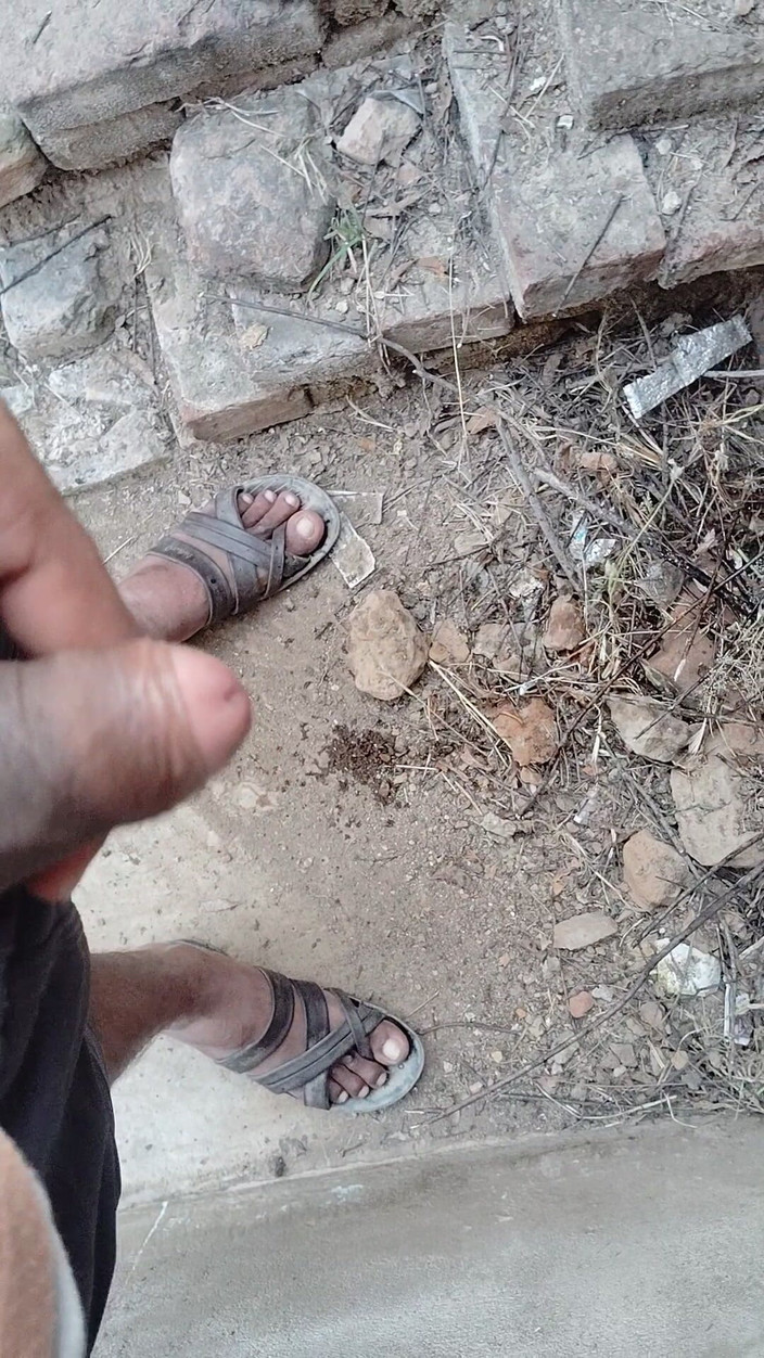 Xxxboyengi: बड़े लंड में देसी लड़के का मास्टरबेशन