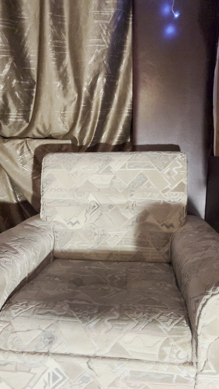 Elena917: Pengapit, Pakaian dan Tali Pinggang Pukulan untuk Tetek dan Pepek