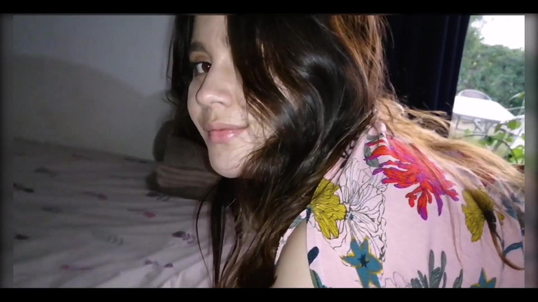 Nicole Passat: Ehi eccomi, ho mangiato molto e penso di guadagnare peso!...