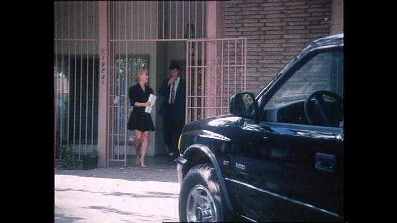 Muschi movie official: 夫に怒っているが、夫が恋愛されると満足して犯された