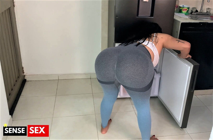 SENSESEX: Máy ảnh nghiệp dư trên mẹ kế của tôi, cô ấy bắt...