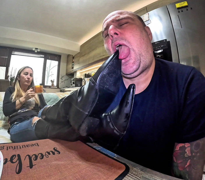 Mistressyammyboots: Nghi lễ phục tùng: sức mạnh của lòng bàn chân