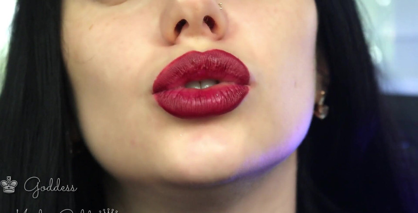 Goddess Misha Goldy: Sperma till mina stora läppar och vattenpipa rök! 2