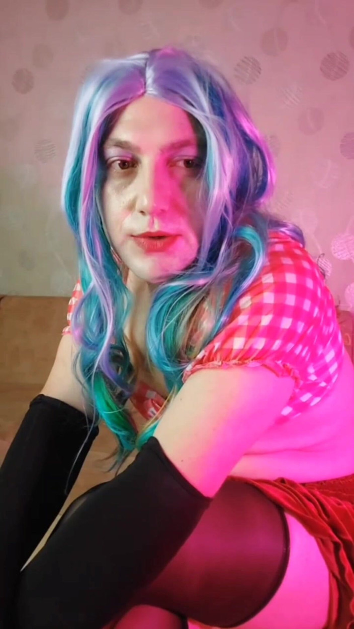 Kitty_Cross: The Medusa Appearance Sissy Pretty Pinky