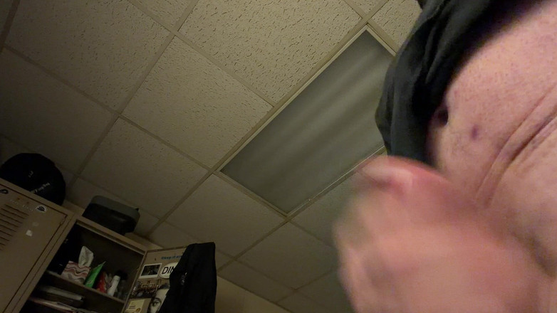 Tatted Daddy: 정액을 쳐다