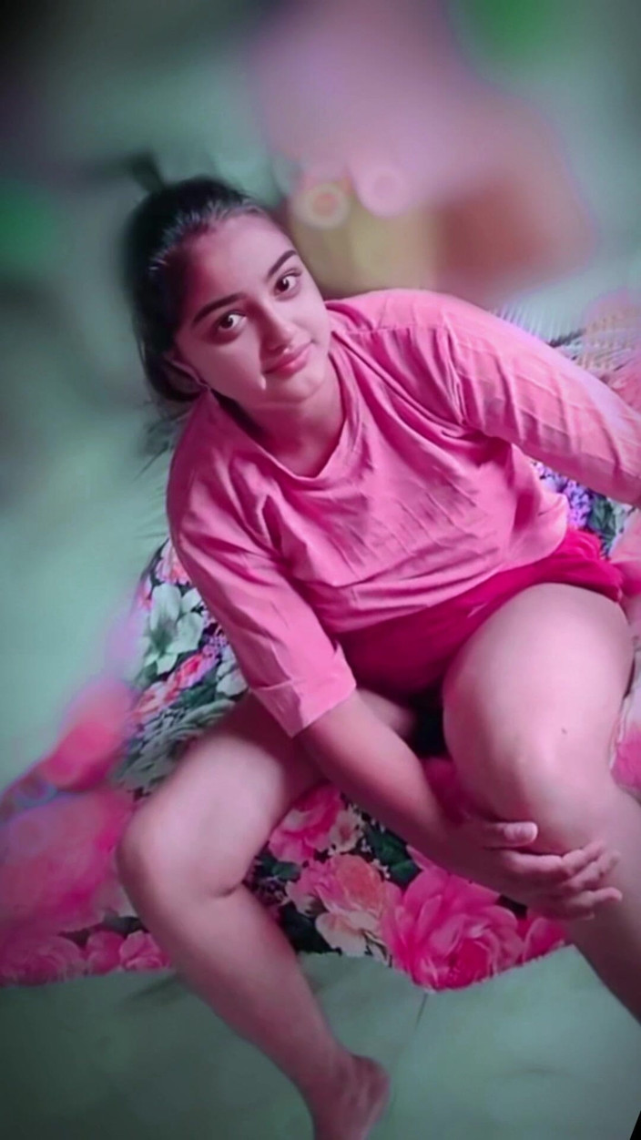 Your_aisha: Desi Village Girl Fucking Her Tight Pussy, First Time Fuck...