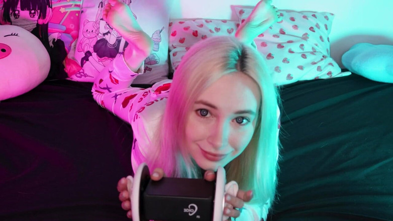 Loly Nebel Studio: Menginap sama pacarmu asmr