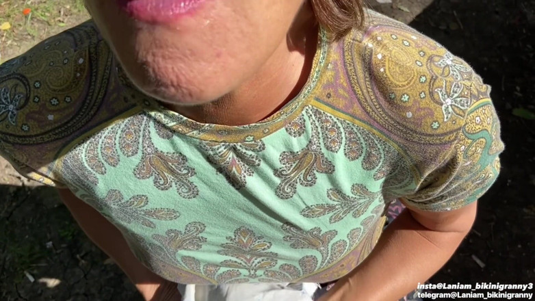 Ladyloveyoung60: Granny Outdoors Show Sexy String Thong Pissing Squirting Blowjob Taboo