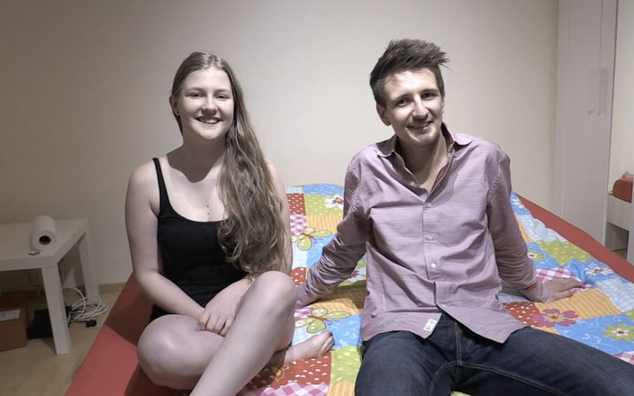 Casting66: Молодий хлопець трахає молоду Джулію! 1x!