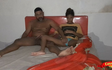 LeoOgro: Моя падчерица маленькая шлюха, которая дает мне ее задницу, когда она мачеха -нет дома