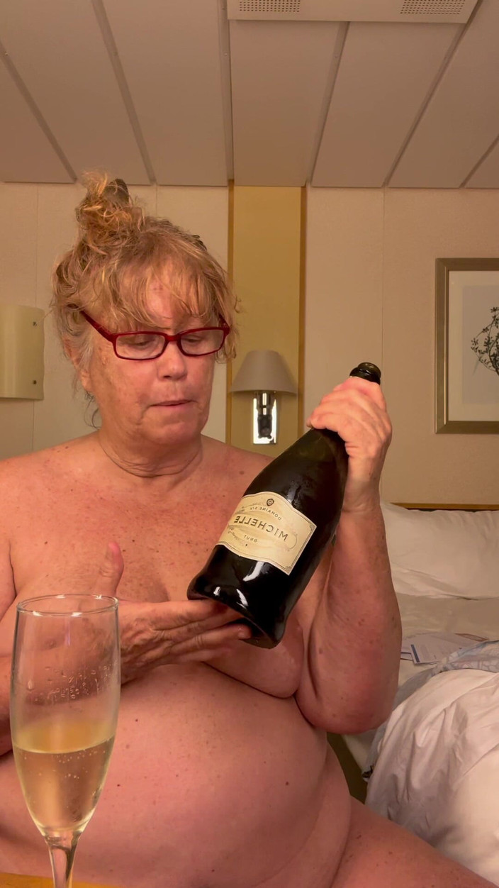 Big Ass 4 U: Babcia zawsze ma XXX smakołyki