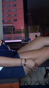 Sporty Latina Getz Her Feet Worshipped and Fucked After B-ball Practice