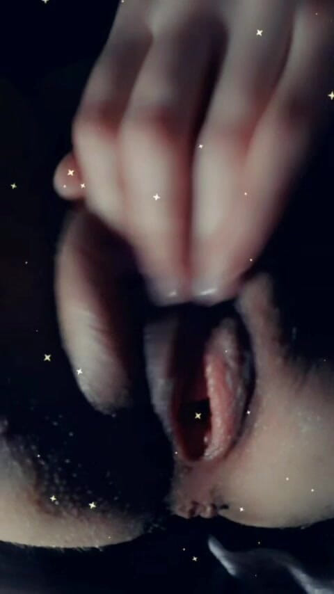 Silkyeye6969: Slapping My Pussy