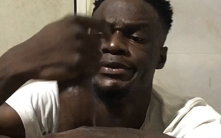 Blackkish20: Milking This Big D Dude