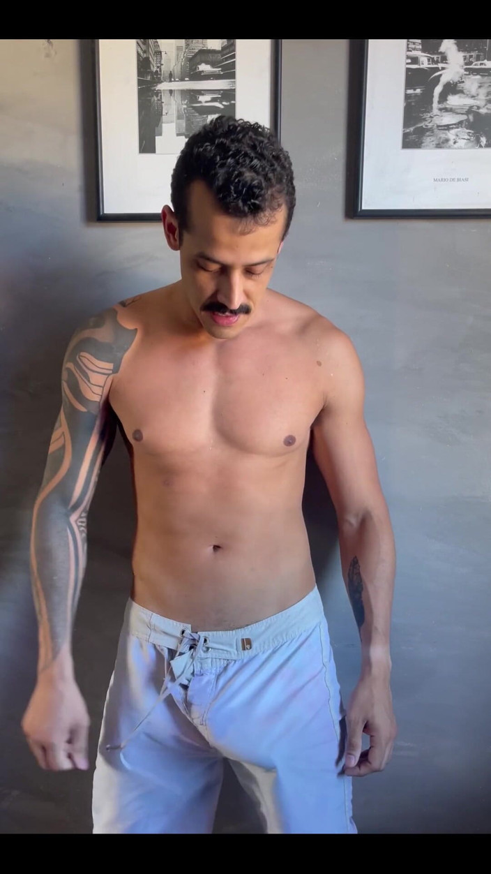 Pedro Surf: Exclusive Video to a Fan!