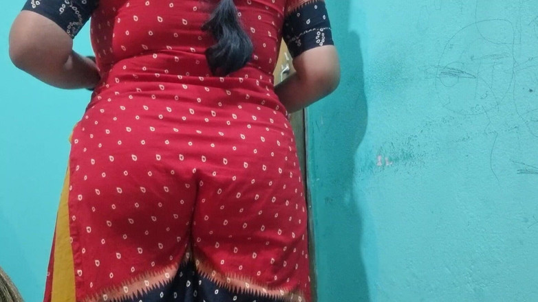 NilaRani693: Chiudi la porta accendi le luci