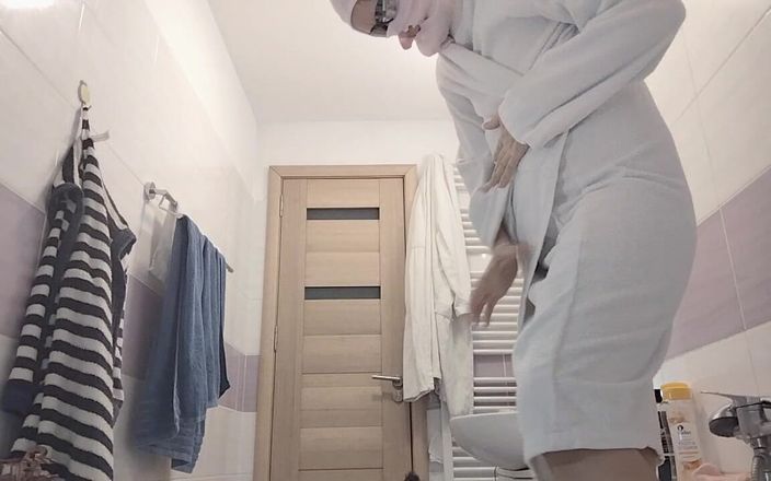 Mirsur: MILF si holí kundičku. Sexy Bruneta Velký Zadek, Velké Kozy,...