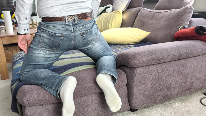 Alex Butt: Stepdaddy Comes Home After Work and Beats His Meat