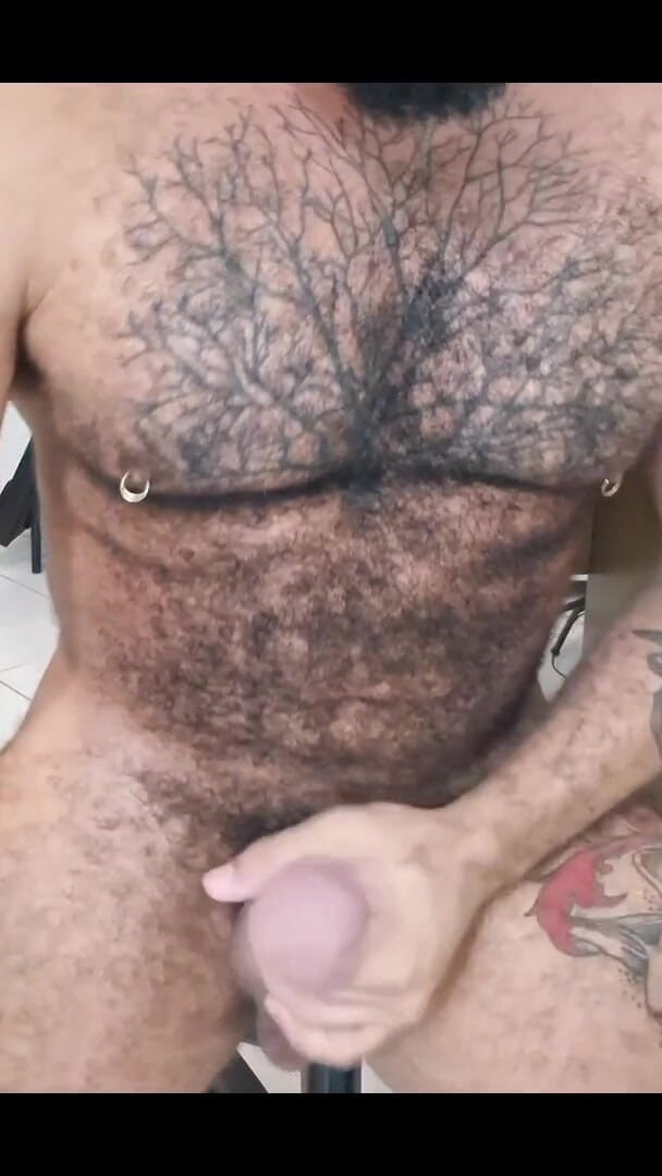 RiqueMartinsRJ: Is Anyone Hungry Out There?