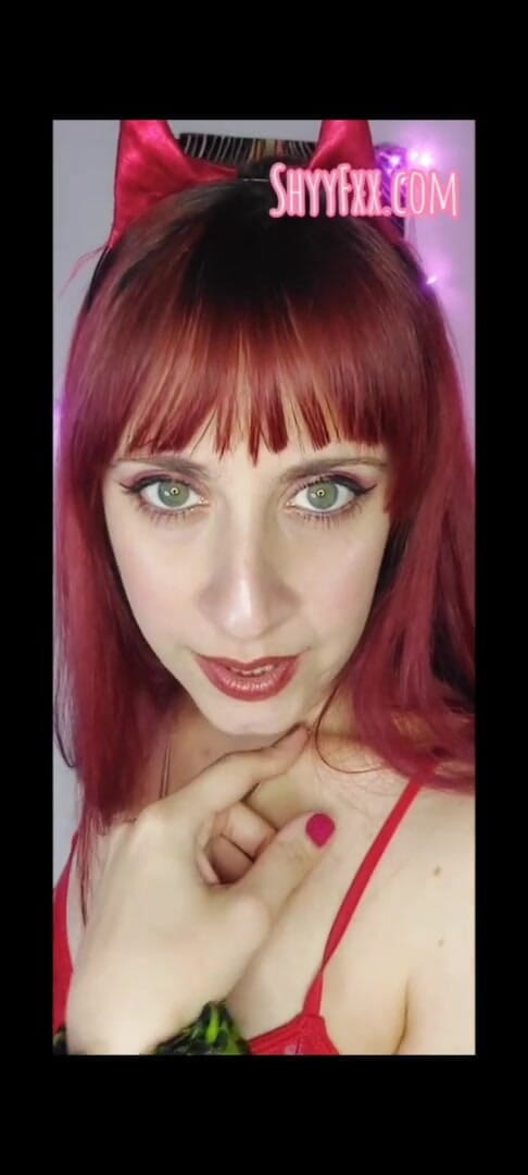 Tu Gauchita Argentina: Shyyfxx humiled Este pau curto a pedido dele! JOI Femdom