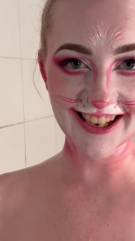 POV: kitty body-paint neukervaring
