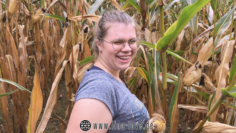 LinaLove_: Risky Sex, Chubby Teen Fucked in Cornfield and Got Caught